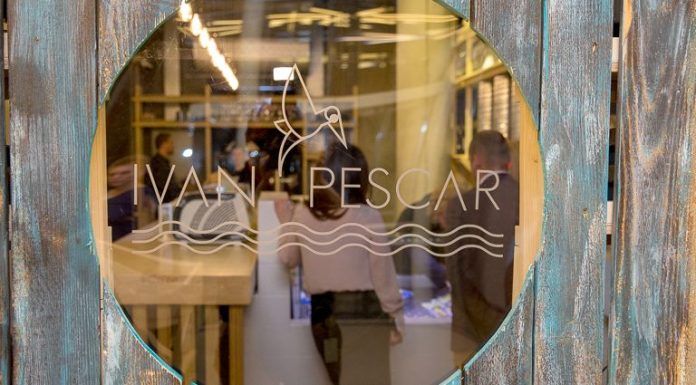 Ivan Patzaichin inaugurează restaurantul Ivan Pescar & Scrumbia Bar în Bucureşti