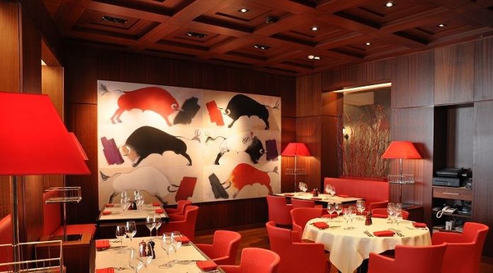 Barbizon Steak House primeşte un nou meniu, Pullman Bucharest deschide terasele