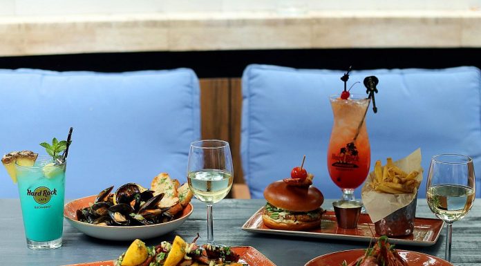 Hard Rock Cafe anunţă Seafood Night pentru data de 30 august