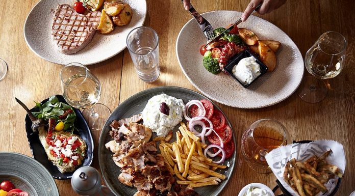 Ce reguli noi se aplică de mâine la restaurantele din România; Cum se schimbă meniurile