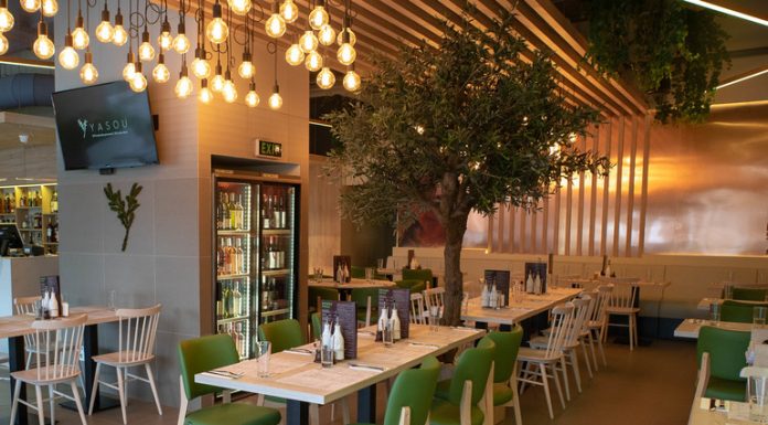 Un nou restaurant grecesc la Bucureşti: Yasou se deschide în zona Floreasca