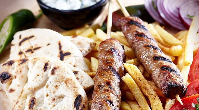 Yasou Express este un nou restaurant mediteranean, inaugurat în Park Lake şi AFI Cotroceni
