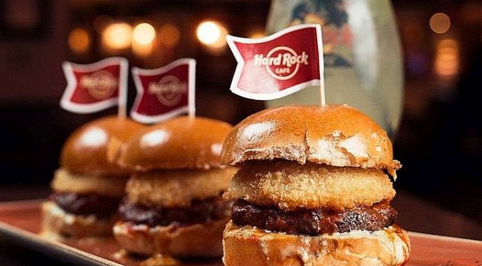 Hard Rock Cafe Bucureşti a lansat noul meniu American Classic With a Twist