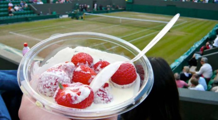 Un preparat legendar de la Wimbledon, căpşunile cu smântână devine vegan în acest an