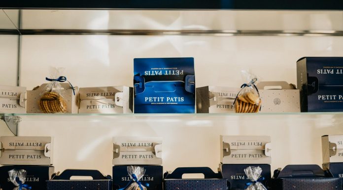 Petit Patis este o cofetărie şi brutărie ca la Paris, recent deschisă în Sibiu