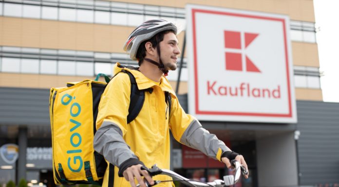 Kaufland România anunţă un parteneriat cu Glovo, pentru livrări de produse direct la birou sau acasă