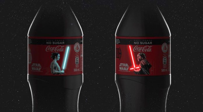 Coca-Cola a lansat sticle Star Wars cu săbii laser care se aprind
