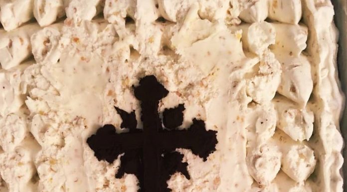 Îngheţata cu colivă face senzaţie la o gelaterie din Braşov; Iată ce alte specialităţi ciudate mai au!