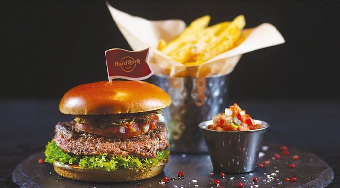 Un restaurant şi-a redenumit burgerii în produse de logistică ce pot fi decontate pe firmă