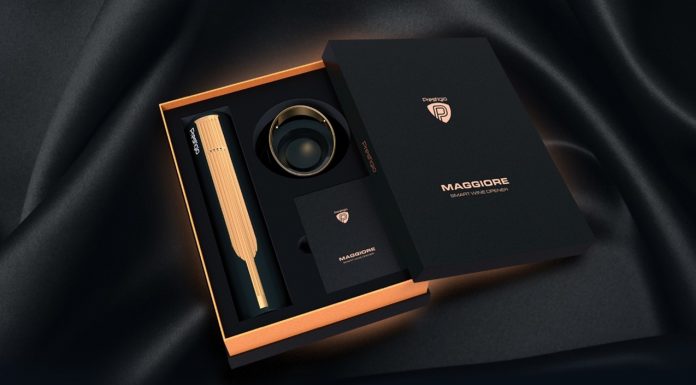 Tirbuşonul electric Prestigio Maggiore face deschiderea sticlelor mai uşoară, la fix pentru sărbători