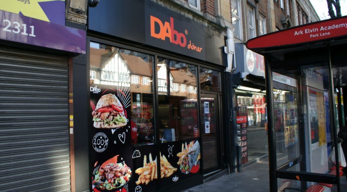 Franciza DAbo Doner (brand românesc) deschide primul restaurant al francizei din Londra