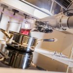 the-robots-are-taking-over-moley-unveils-worlds-first-robotic-kitchen_10
