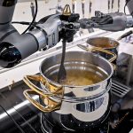 the-robots-are-taking-over-moley-unveils-worlds-first-robotic-kitchen_2