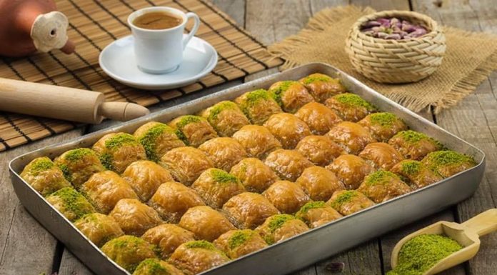 Festivalul Deliciilor Turceşti a debutat azi la Timişoara şi ţine tot weekend-ul