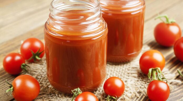 Cele mai bune 5 mașini de tocat pentru bulion sau suc de roșii, la sub 500 de lei