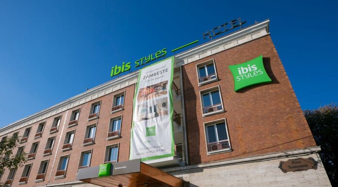 Accor deschide un nou hotel Ibis în România; Va fi inaugurat la Braşov