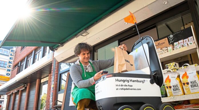 Glovo va inaugura la Braşov roboţi care livrează produse acasă clienţilor