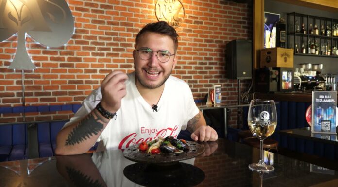 Degustăm cu Denis paste cu fructe de mare 🦀 și tartă cu mere la Soho din Craiova