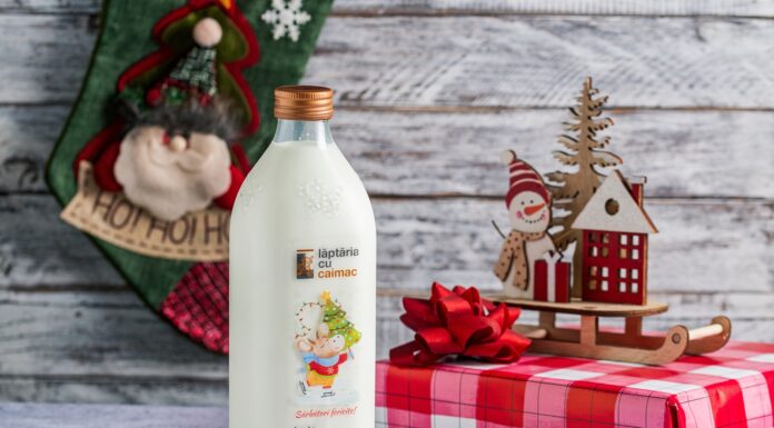 Lăptăria cu Caimac aduce sticlele cu etichetă de sărbători pe rafturile magazinelor pentru al treilea an consecutiv Lăptăria cu Caimac