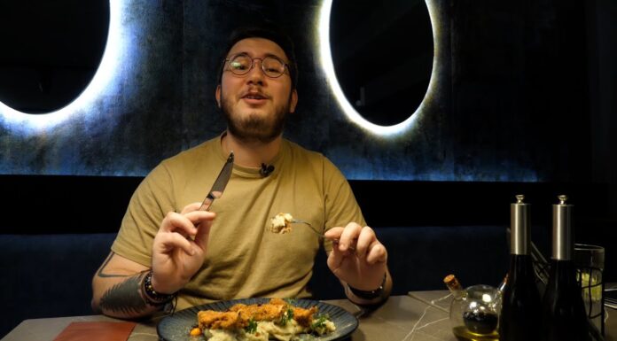 Degustăm cu Denis cotlet de miel în crustă panko și piure cu trufe la Hype Culture din Timișoara