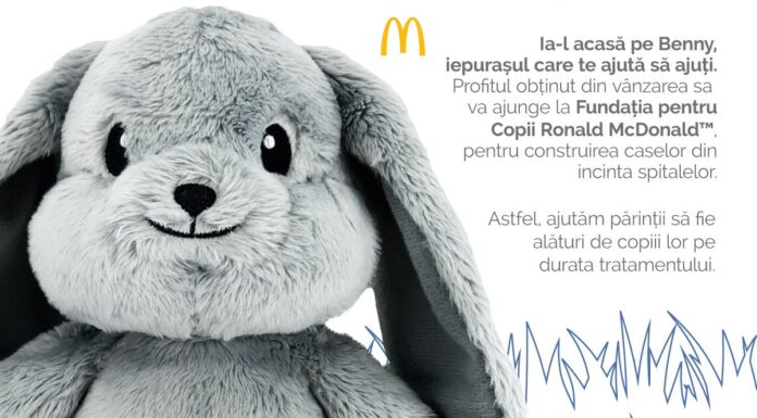 Iepurașul Benny ajunge la McDonald’s sub forma unei jucării de pluș, vândută în scopul colectării de fonduri pentru Fundația pentru Copii Ronald McDonald McDonald's