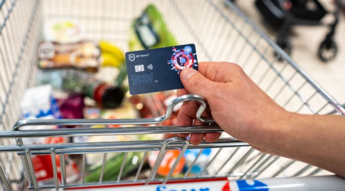 Clienţii Carrefour primesc 5% înapoi din cumpărături cu noul card Direct cu extra beneficii de la BT