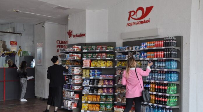 Auchan va vinde snacks-uri şi dulciuri în oficiile Poşta Română