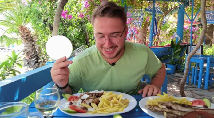 Am mâncat un fruct de cactus și m-am umplut de spini