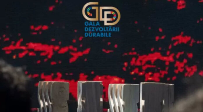 Programul de colectare şi reciclare a uleiului alimentar uzat a fost premiat de Guvernul României; Auchan ia trofeul