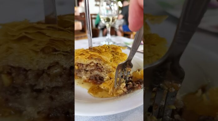Am gasit o baclava superbă în Corfu😍 #food #desertexperience #foodvlog #dji #travel #bucuresti