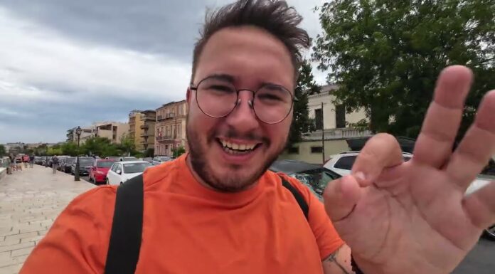 CEL MAI BUN GYROS PE CARE L-AM MANCAT