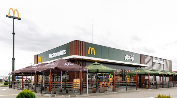 McDonald’s a deschis restaurantul cu numărul 100 în România