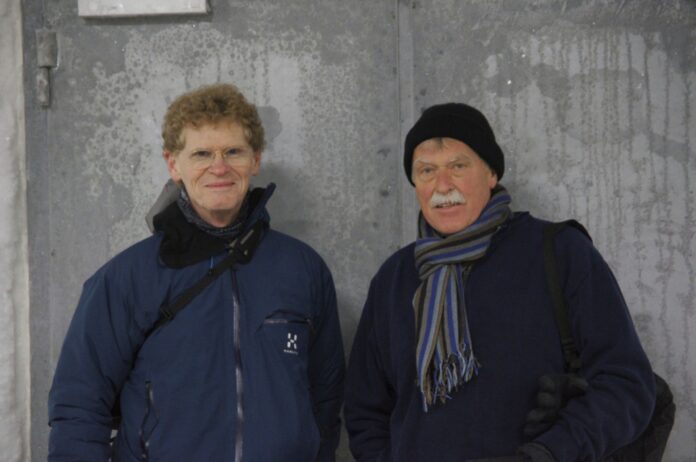 "Cary Fowler și Geoffrey Hawtin, inițiatorii proiectului Svalbard Global Seed Vault, au fost onorați cu Premiul Mondial pentru Alimentație 2024 pentru eforturile lor de a proteja diversitatea agricolă globală.