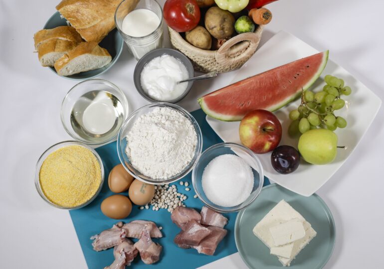 alimente de baza