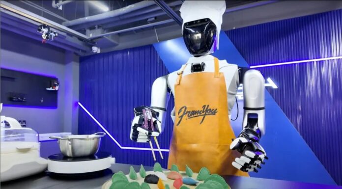 Primul robot umanoid care gătește și servește vin; STAR1 e noul chef cu AI Primul robot umanoid