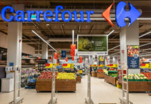 Carrefour pleacă din România? Ar căuta cumpărător pentru magazinele sale din ţară